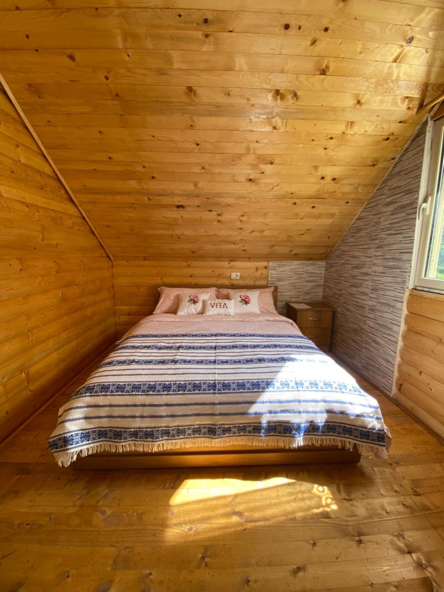 Vita Guesthouse Bajram Curri Ngoại thất bức ảnh