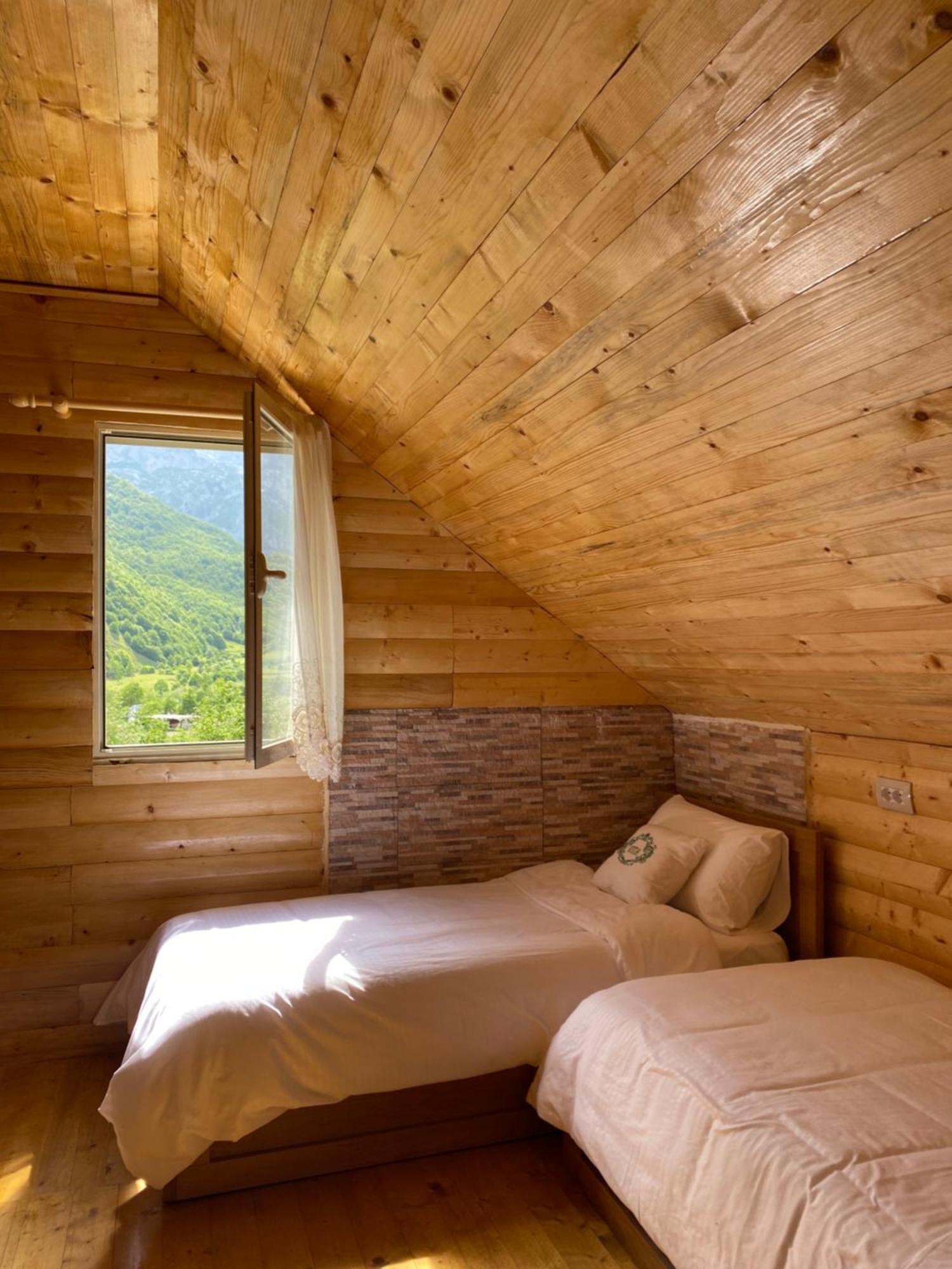 Vita Guesthouse Bajram Curri Ngoại thất bức ảnh