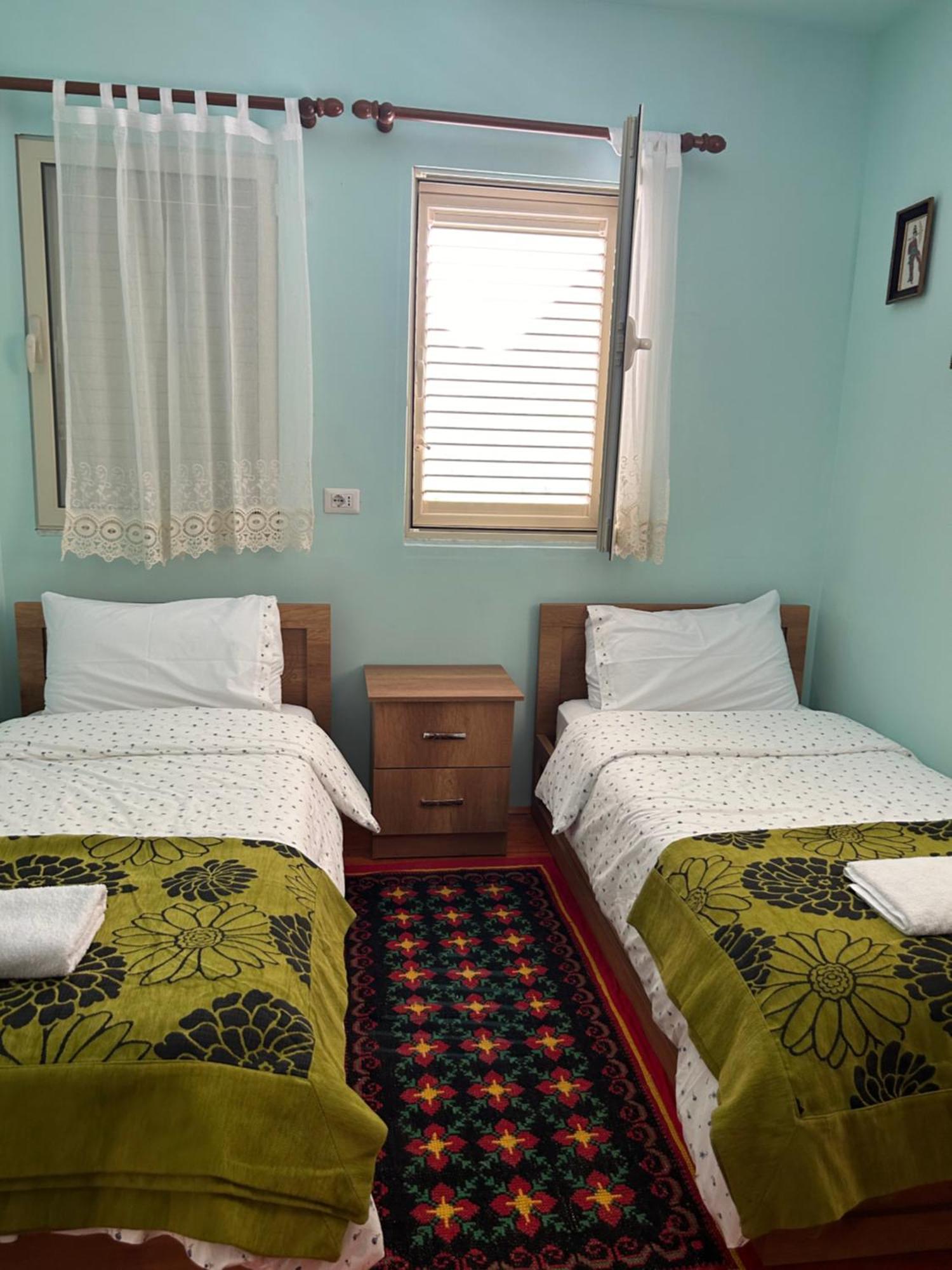 Vita Guesthouse Bajram Curri Ngoại thất bức ảnh