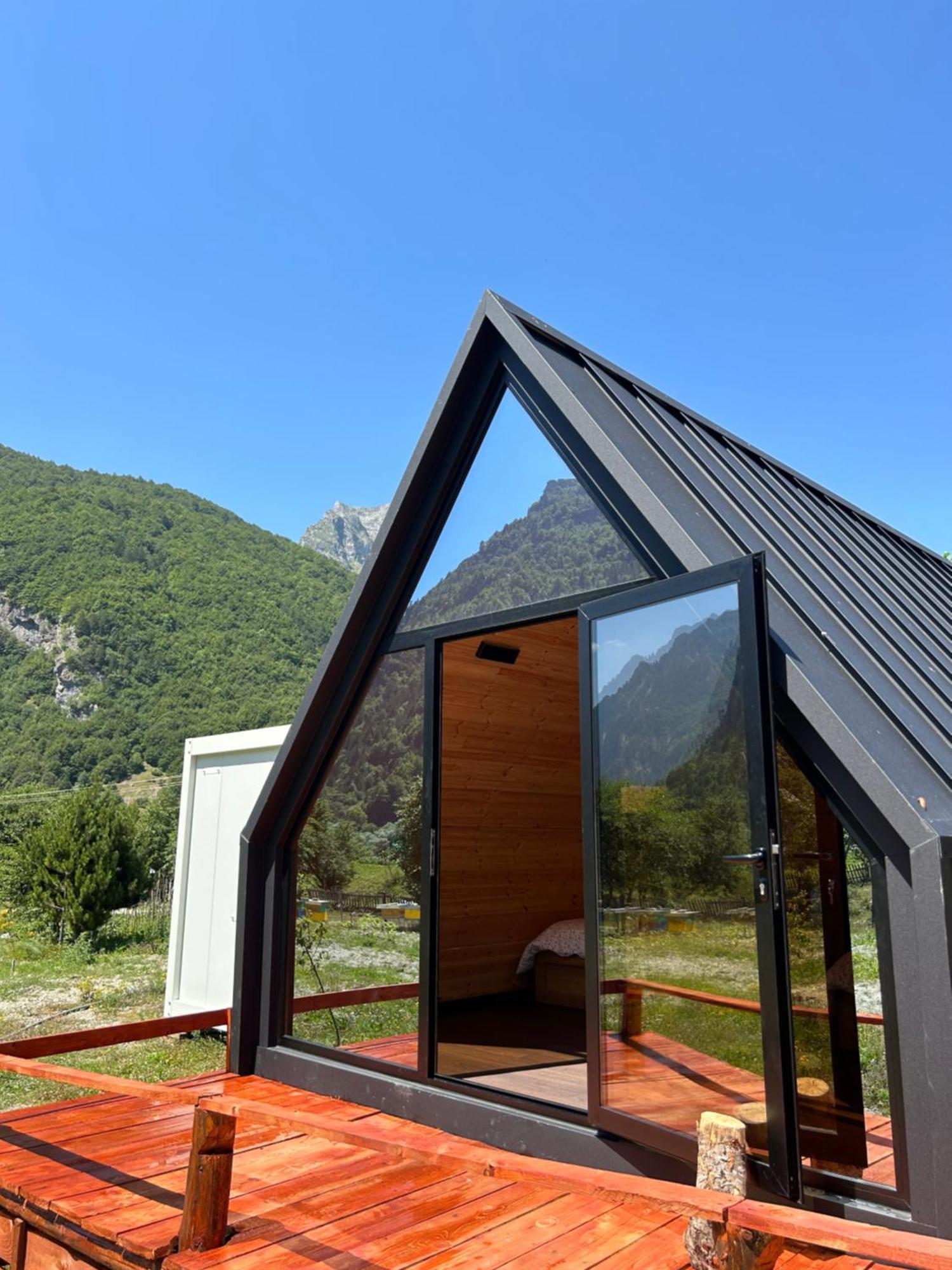 Vita Guesthouse Bajram Curri Ngoại thất bức ảnh